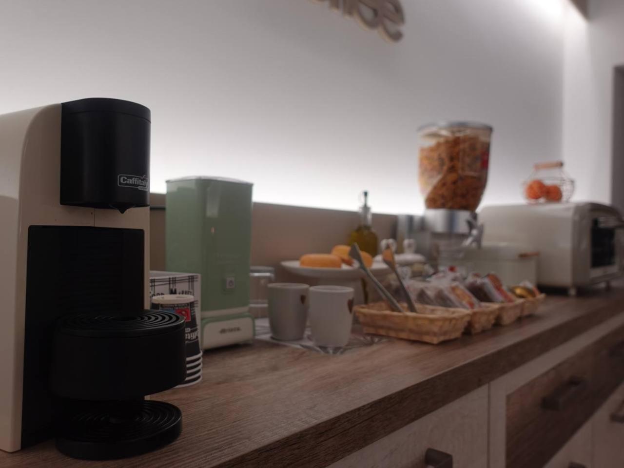 バーリIl Sogno Nel Cassettoアパートメント エクステリア 写真